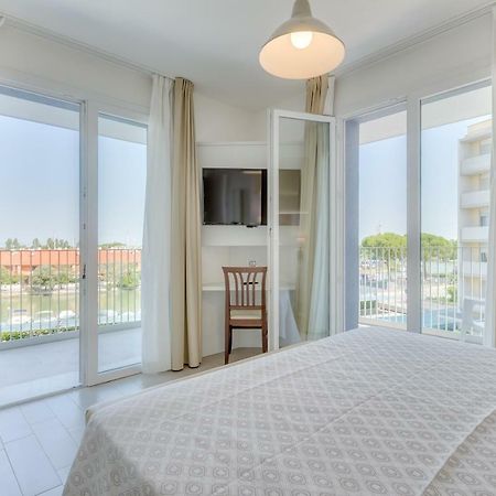 Apartaments Suites Ambassador كاوْرلي المظهر الخارجي الصورة