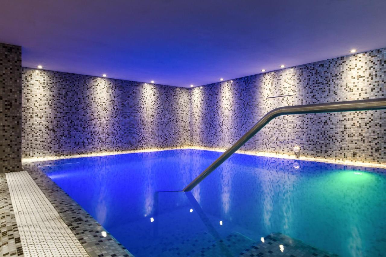 Apartaments Suites Ambassador كاوْرلي المظهر الخارجي الصورة